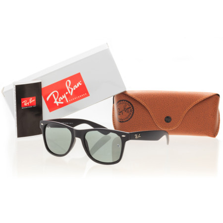 Сонцезахисні окуляри Ray-Ban Wayfarer 8302