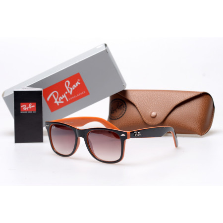Солнцезащитные очки Ray-Ban Wayfarer 10699